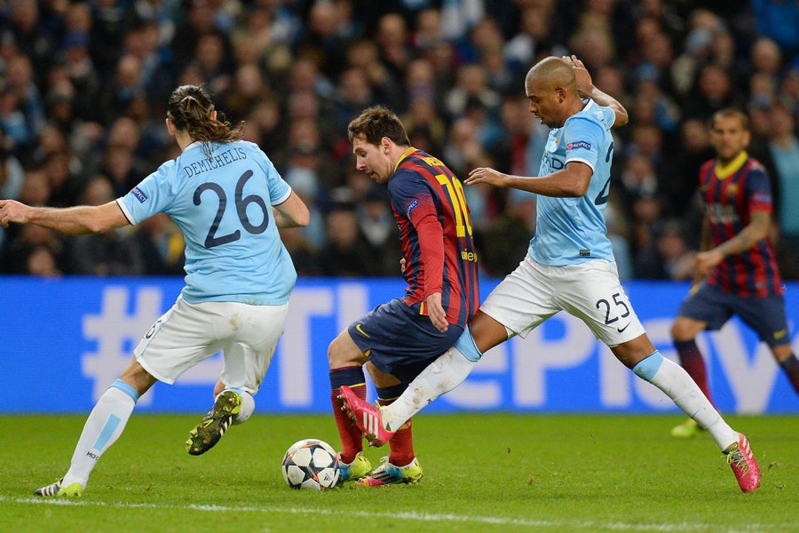 巅峰对决，阿森纳、拜仁欧冠均四战全胜，下一轮直接交手（阿森纳与拜仁欧冠四连胜 下轮直接碰面）