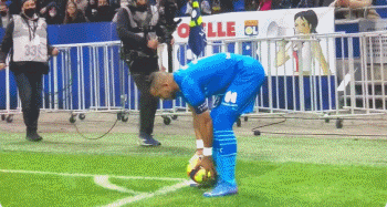 TA盘点big6受非洲杯影响情况：曼联受影响最大；枪手无人参赛（TA梳理英超六强非洲杯影响：曼联受损最重，阿森纳无人出战）