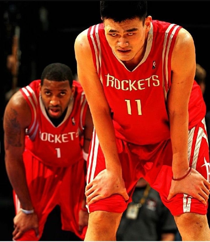 特朗普：我踢球的水平与C罗梅西差不太多，速度可能更快一点（特朗普称自己踢球水平与梅西C罗相仿，速度可能更快）