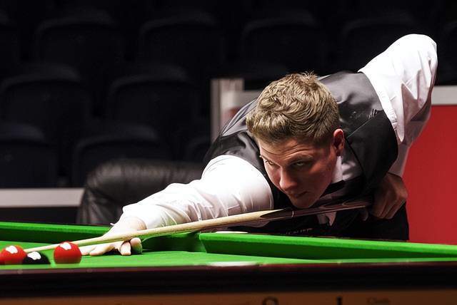 遏制疫情传 遏制疫情传